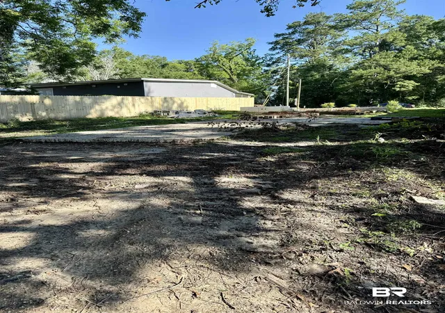 2nd image of 503 Franklin Ave, Brewton, AL 36426 | MLS# 397072