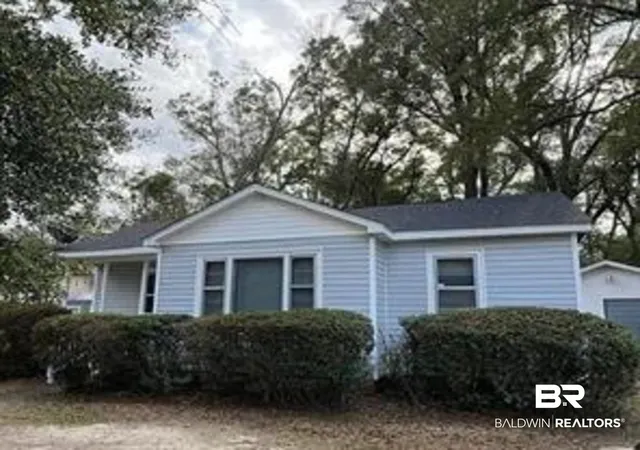 Single family home for sale at 2375 S Buena Dr, Mobile, AL 36605 | MLS# 400030