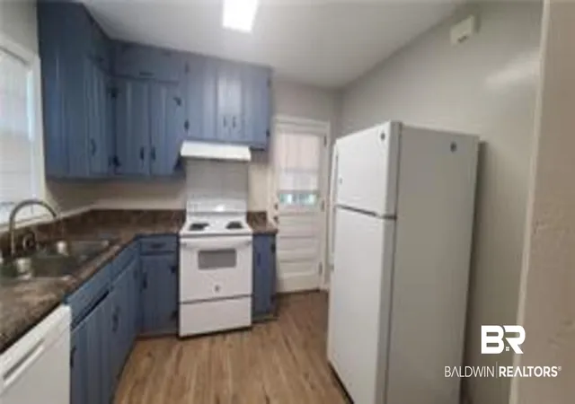 Photo 3 of Single family home for sale at 2375 S Buena Dr, Mobile, AL 36605 | MLS# 400030 | Listing updated on 2026-07-29