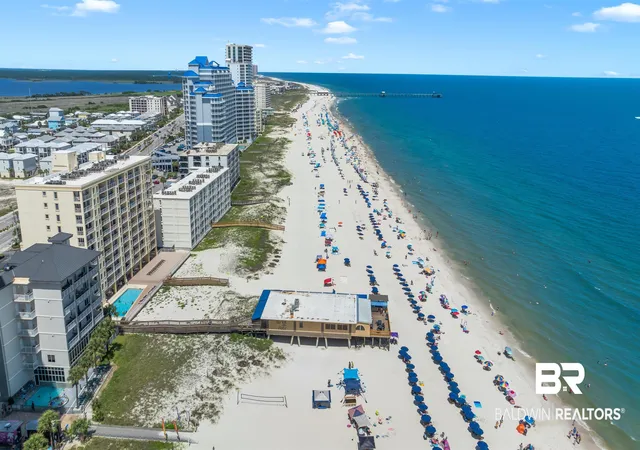 Photo 4 of Townhouse for sale at 409 E Beach Blvd #1085, Gulf Shores, AL 36542 | MLS# 396489 | Listing updated on 2026-09-18