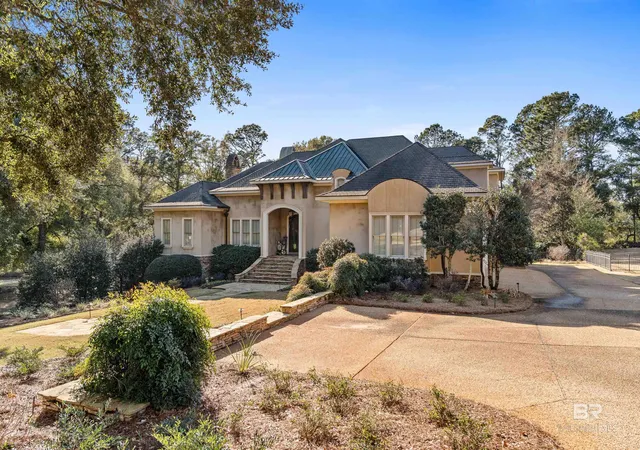 Homes for sale in Fairhope, AL | 131 Augusta Court, Fairhope, AL 36532 | MLS# 391423