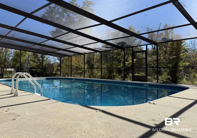 21st image of 421 Franklin Ave, Brewton, AL 36426 | MLS# 398935