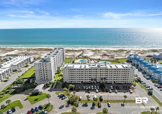 Photo 3 of Townhouse for sale at 645 Plantation Rd #6102, Gulf Shores, AL 36542 | MLS# 388992 | Listing updated on 2026-09-24