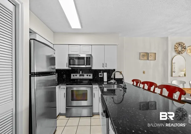 Photo 4 of Townhouse for sale at 645 Plantation Rd #6102, Gulf Shores, AL 36542 | MLS# 388992 | Listing updated on 2026-09-24