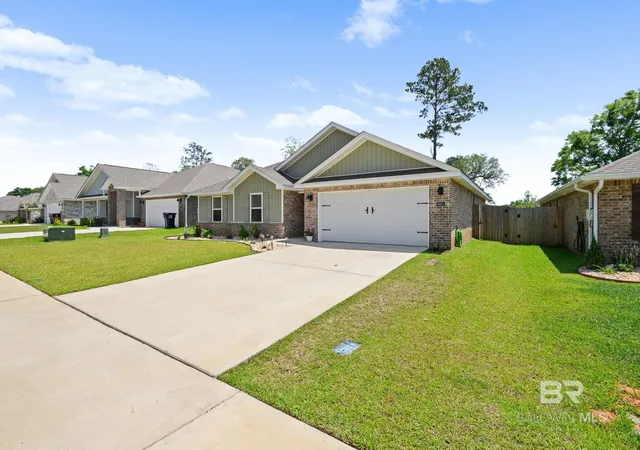 Homes for sale in Mobile, AL | 8021 N Valor Ridge Way North, Mobile, AL 36619 | MLS# 395981