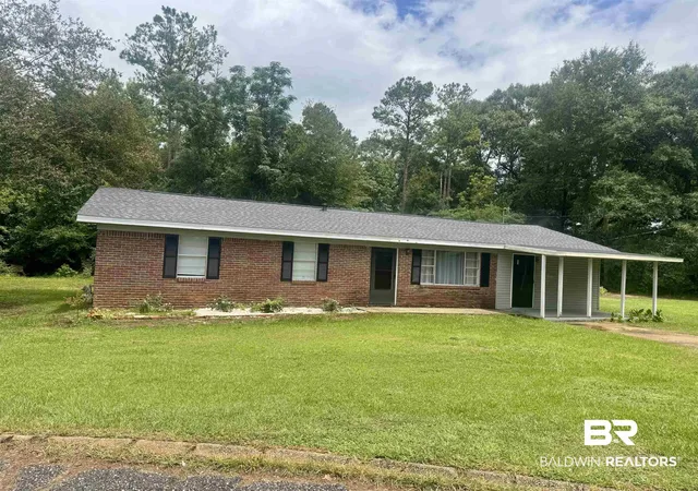 3rd image of 226 Elizabeth St, Evergreen, AL 36401 | MLS# 396198