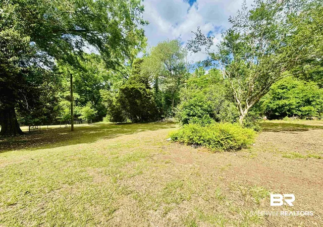 5th image of 226 Elizabeth St, Evergreen, AL 36401 | MLS# 396198