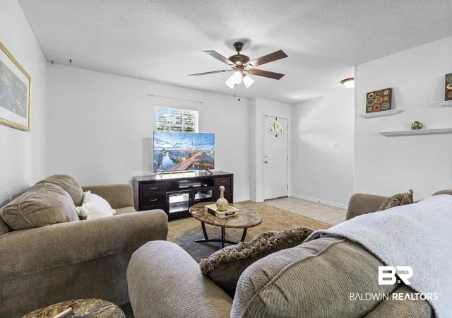 Photo 4 of Single family home for sale at 5070 Santos Dr, Mobile, AL 36619 | MLS# 396874 | Listing updated on 2026-08-02