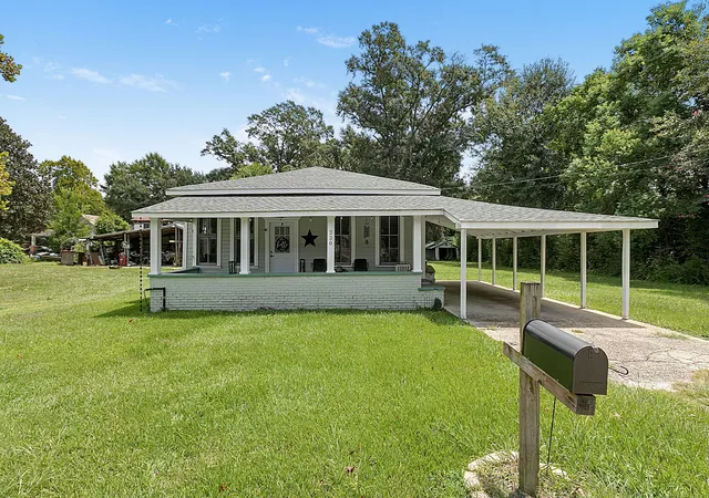 1st image of 220 Bonifay St, Flomaton, AL 36441 | MLS# 397939