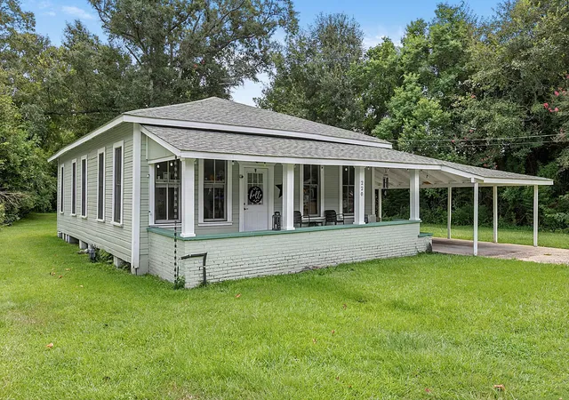 28th image of 220 Bonifay St, Flomaton, AL 36441 | MLS# 397939