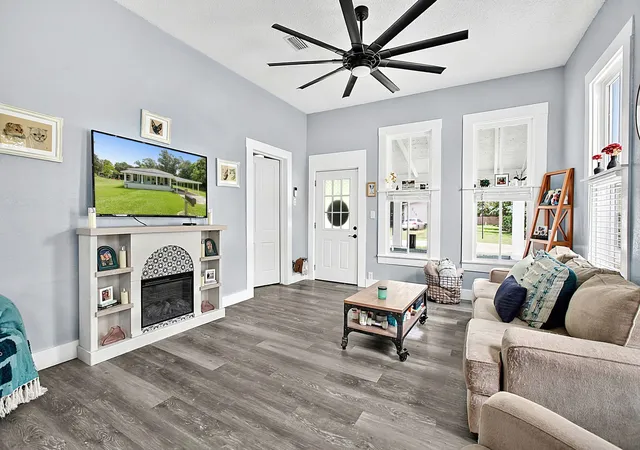 Photo 3 of Single family home for sale at 220 Bonifay St, Flomaton, AL 36441 | MLS# 397939 | Listing updated on 2026-09-09