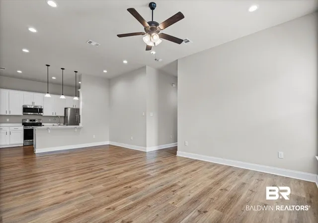 Photo 3 of Single family home for sale at 950 Gibson Ct, Foley, AL 36535 | MLS# 399352 | Listing updated on 2026-09-18