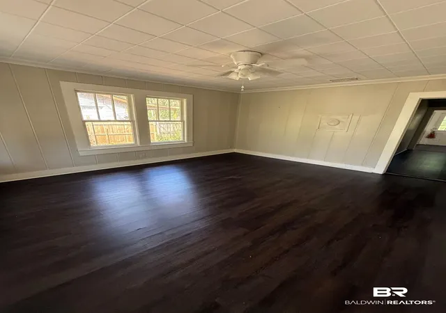 Photo 3 of Sale Pending at 655 Mandrell St, Mobile, AL 36606 | MLS# 393917 | Listing updated on 2026-09-23