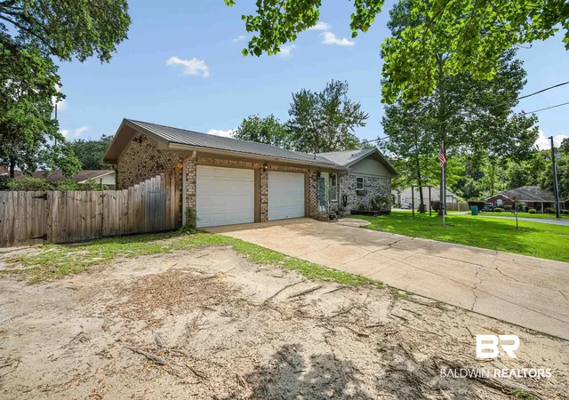 4th image of 130 Thomas Dr, Saraland, AL 36571 | MLS# 397946