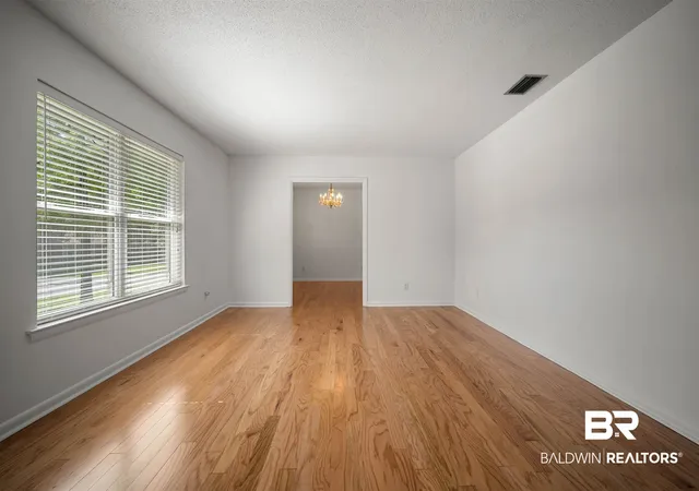 5th image of 130 Thomas Dr, Saraland, AL 36571 | MLS# 397946