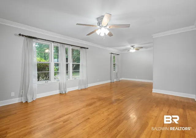 Photo 2 of Single family home for sale at 1517 Montpelier, Mobile, AL 36693 | MLS# 398239 | Listing updated on 2026-08-31