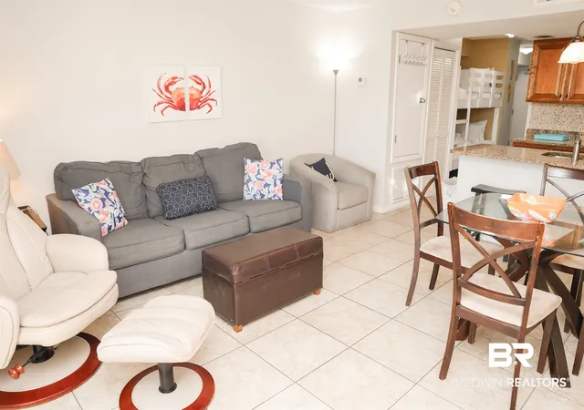 Photo 4 of Townhouse for sale at 645 Plantation Rd #6108, Gulf Shores, AL 36542 | MLS# 388495 | Listing updated on 2026-09-14