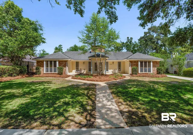 Photo 2 of Single family home for sale at 3724 S Claridge Rd, Mobile, AL 36608 | MLS# 395479 | Listing updated on 2026-09-09