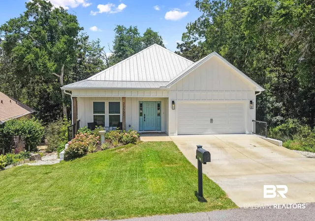 Photo 3 of Single family home for sale at 26665 Terry Cvs Dr, Orange Beach, AL 36561 | MLS# 398039 | Listing updated on 2026-08-02