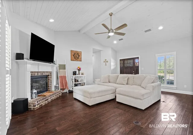 Photo 3 of Sale Pending at 5988 Trey Ln, Gulf Shores, AL 36542 | MLS# 409268 | Listing updated on 2026-09-04