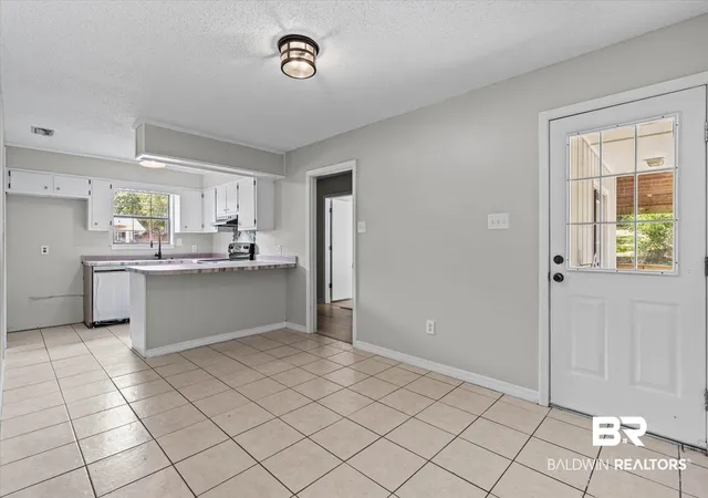 Photo 3 of Single family home for sale at 7211 Cape Dr, Saraland, AL 36571 | MLS# 398452 | Listing updated on 2026-09-10