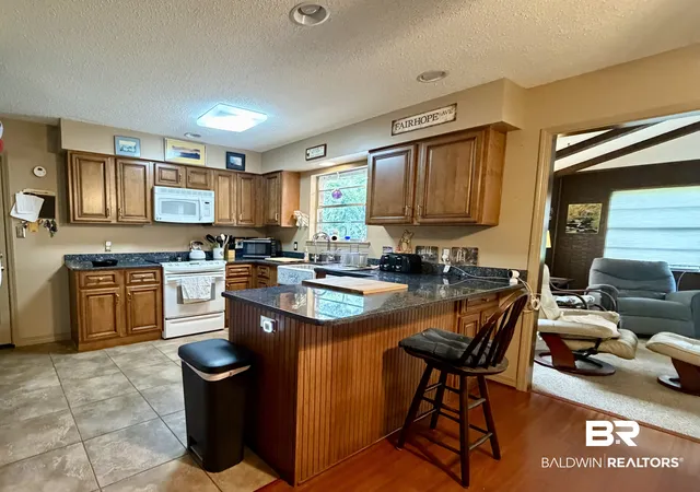 2nd image of 118 Paddock Dr, Fairhope, AL 36532 | MLS# 409632