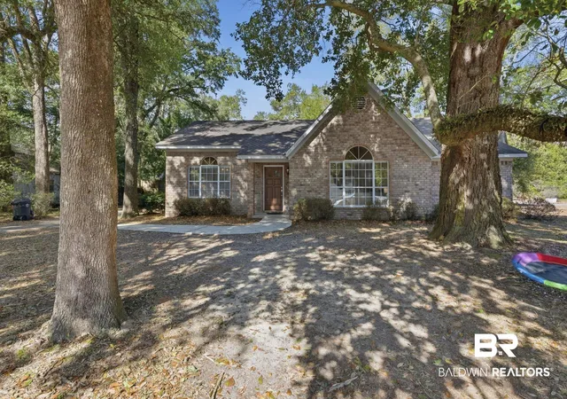 Photo 1 of Single family home for sale at 502 3rd Street, Fairhope, AL 36532 | MLS# 392028 | Listing updated on 2026-08-25