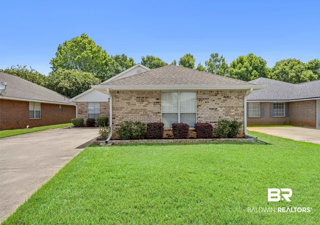 Photo 3 of Single family home for sale at 2668 Hampton Park Cir, Foley, AL 36535 | MLS# 399660 | Listing updated on 2026-10-21