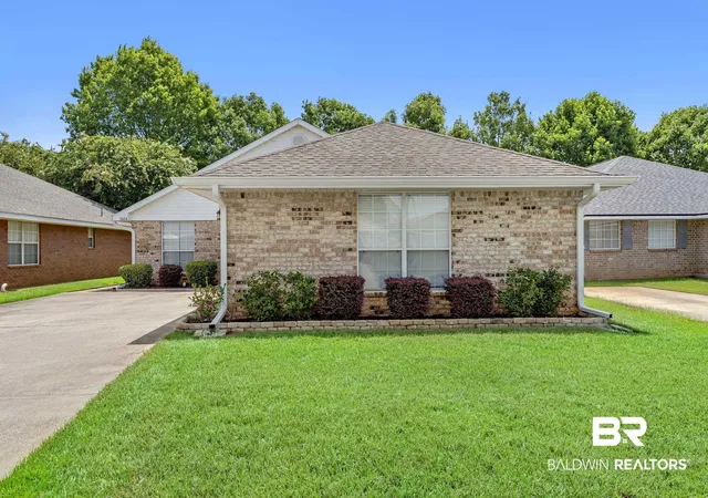 Photo 4 of Single family home for sale at 2668 Hampton Park Cir, Foley, AL 36535 | MLS# 399660 | Listing updated on 2026-10-21
