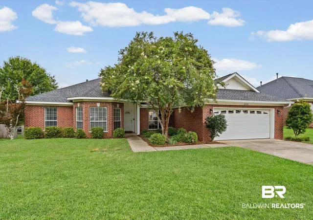 Photo 1 of Single family home for sale at 27529 Stratford Glen Dr, Daphne, AL 36526 | MLS# 406597 | Listing updated on 2026-08-27