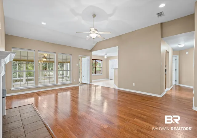 Photo 3 of Single family home for sale at 27529 Stratford Glen Dr, Daphne, AL 36526 | MLS# 406597 | Listing updated on 2026-08-27