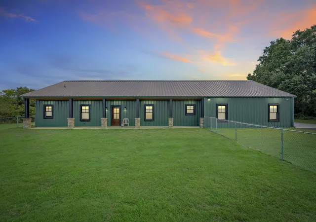 Photo 1 of Single family home for sale at 26943 Frank Rd, Elberta, AL 36530 | MLS# 406519 | Listing updated on 2026-08-31