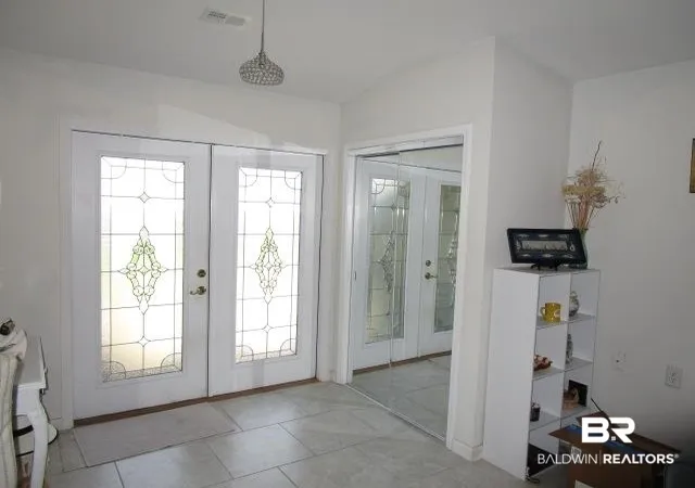 Photo 4 of Townhouse for sale at 342 W Shoreway Dr #5, Gulf Shores, AL 36542 | MLS# 383085 | Listing updated on 2026-09-03