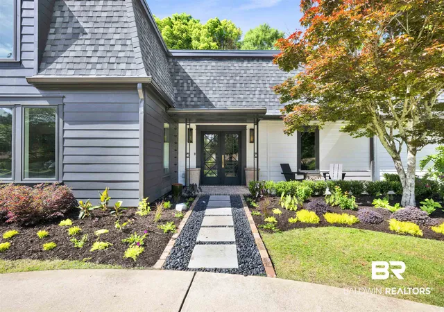 Photo 4 of Single family home for sale at 703 Greenwood Ave, Fairhope, AL 36532 | MLS# 395555 | Listing updated on 2026-10-21
