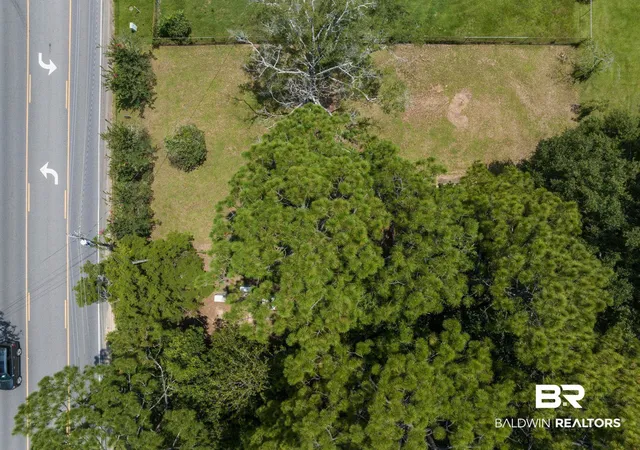 Photo 3 of Sale Pending at 1 Hand Ave, Bay Minette, AL 36507 | MLS# 391362 | Listing updated on 2026-07-23