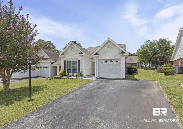 2nd image of 656 Spring Lake Dr, Mobile, AL 36695 | MLS# 409385