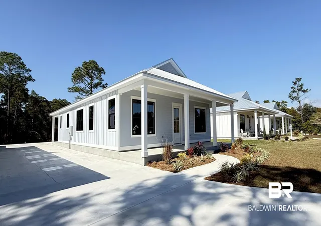 Photo 3 of Single family home for sale at 1965 Middle Brigadoon Trail, Gulf Shores, AL 36542 | MLS# 405497 | Listing updated on 2026-09-29