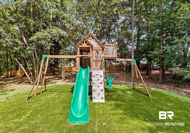 Photo 4 of Single family home for sale at 28190 State Hwy 181, Daphne, AL 36526 | MLS# 400158 | Listing updated on 2026-09-17