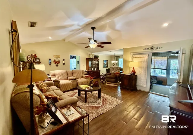 Photo 2 of Sale Pending at 6 Mccue Cir, Fairhope, AL 36532 | MLS# 396628 | Listing updated on 2026-08-20
