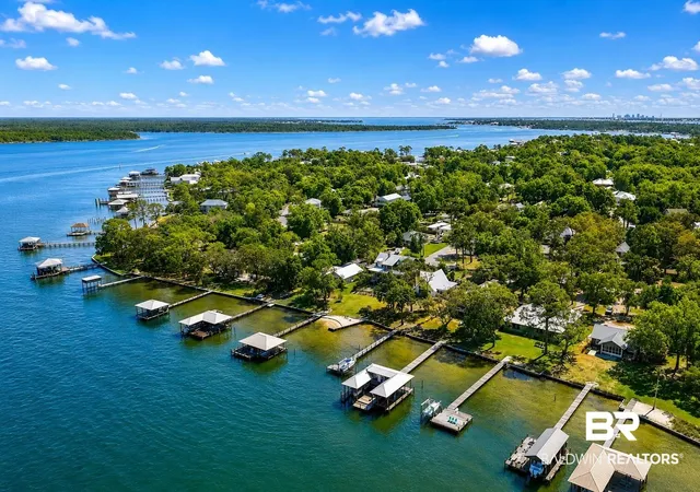 Photo 3 of Single family home for sale at 5103 Bay Dr, Orange Beach, AL 36561 | MLS# 395516 | Listing updated on 2026-10-21