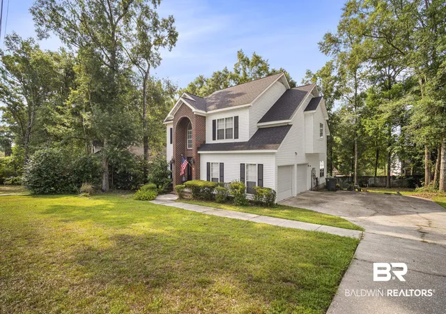 Photo 3 of Single family home for sale at 161 Lakeview Loop, Daphne, AL 36526 | MLS# 400044 | Listing updated on 2026-08-27
