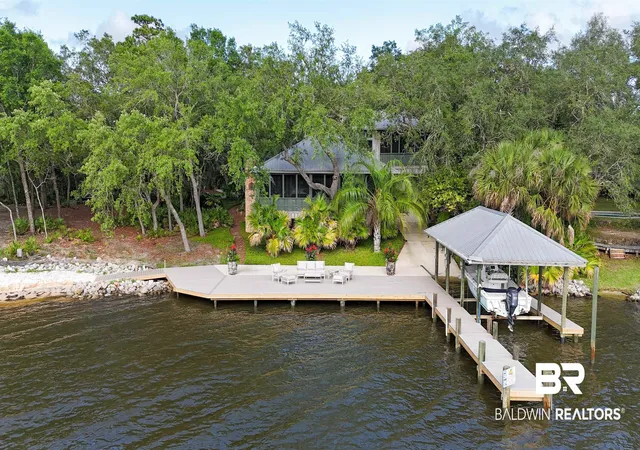 Photo 3 of Single family home for sale at 8401 Osprey Dr, Elberta, AL 36530 | MLS# 391655 | Listing updated on 2026-08-24