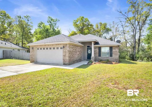 Photo 1 of Single family home for sale at 944 Parliament Ct, Mobile, AL 36695 | MLS# 393867 | Listing updated on 2026-09-15