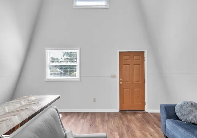 Photo 4 of Single family home for sale at 112 Hilltop Rd, Laurens, SC 29360 | MLS# 1602405 | Listing updated on 2026-08-30