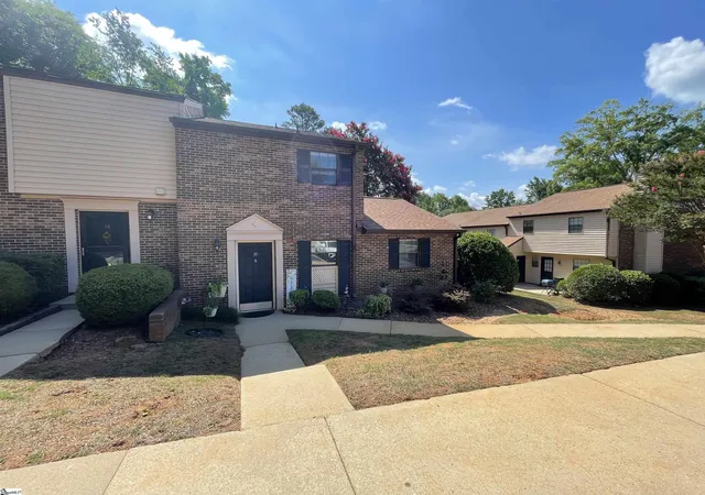 2nd image of 812 Reid School Rd, Taylors, SC 29687