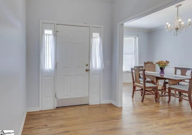 Photo 3 of Single family home for sale at 300 Stallion Rd, Greenville, SC 29617 | MLS# 1581826 | Listing updated on 2026-08-10