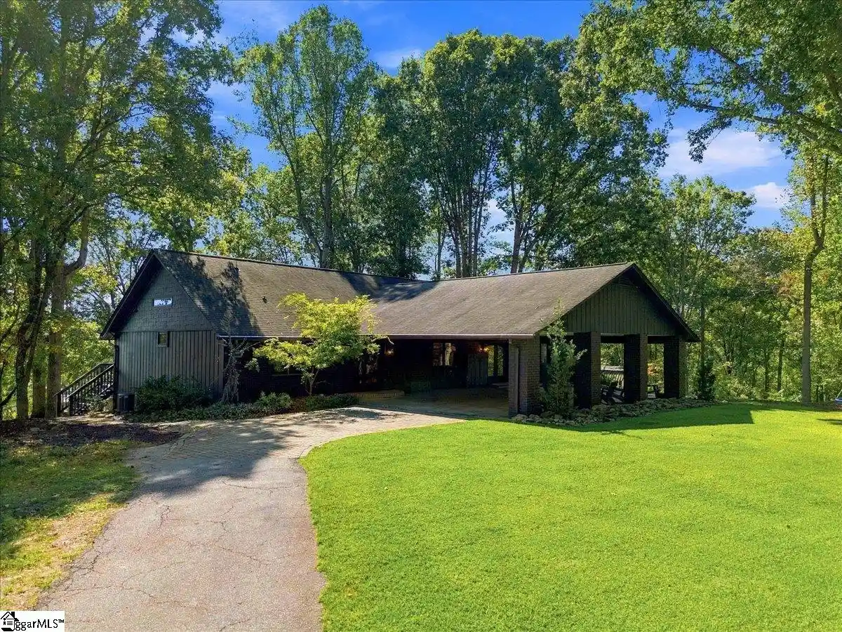 Photo 1 of Single family home for sale at 313 Shelton Rd, Travelers Rest, SC 29690 | MLS# 1607644 | Listing updated on 2026-10-27