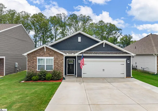 Photo 2 of Single family home for sale at 1036 Staghorn Ave, Lyman, SC 29365 | MLS# 1598558 | Listing updated on 2026-08-30