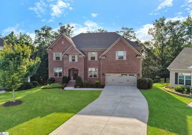 Photo 2 of Single family home for sale at 410 Arborwalk Ct, Simpsonville, SC 29681 | MLS# 1599524 | Listing updated on 2026-09-10