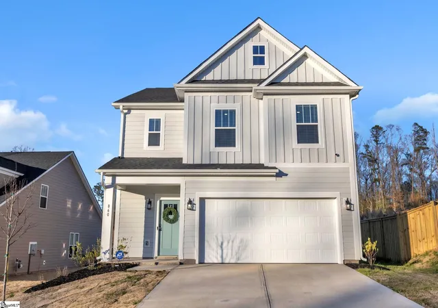 Photo 1 of Single family home for sale at 860 Pleasant Falls Dr, Moore, SC 29369 | MLS# 1601705 | Listing updated on 2026-08-23